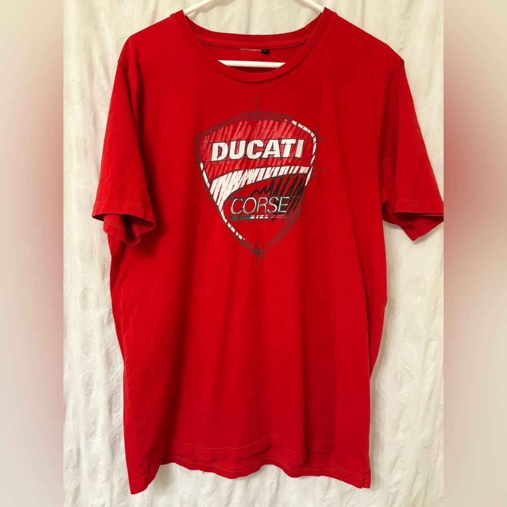 Ducati Corse TeeZ Size XL.